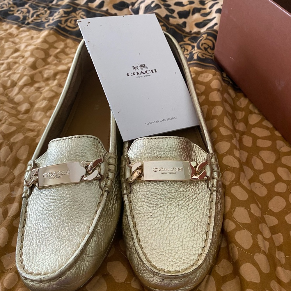 Coach flats